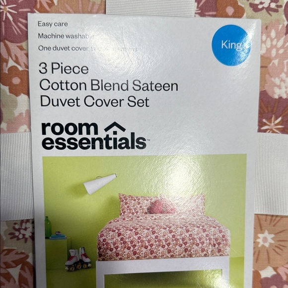 Room Essentials Pink and Cream Floral Duvet Set - Picture 2 of 4